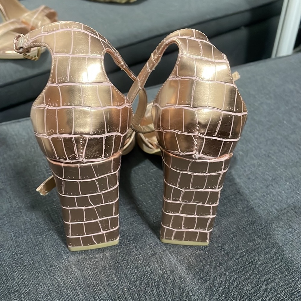 Cute heels - Picture 4 of 4